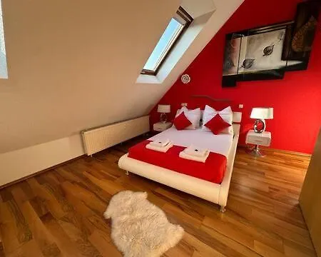 Zentrale Maisonette Mit Buero & Parkplatz Griesheim  Extérieur photo