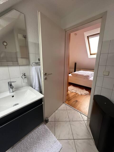 Zentrale Maisonette Mit Buero & Parkplatz *